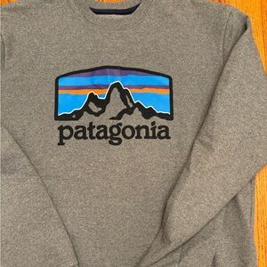 Patagonia Charcoal Gray Fleece Crewneck